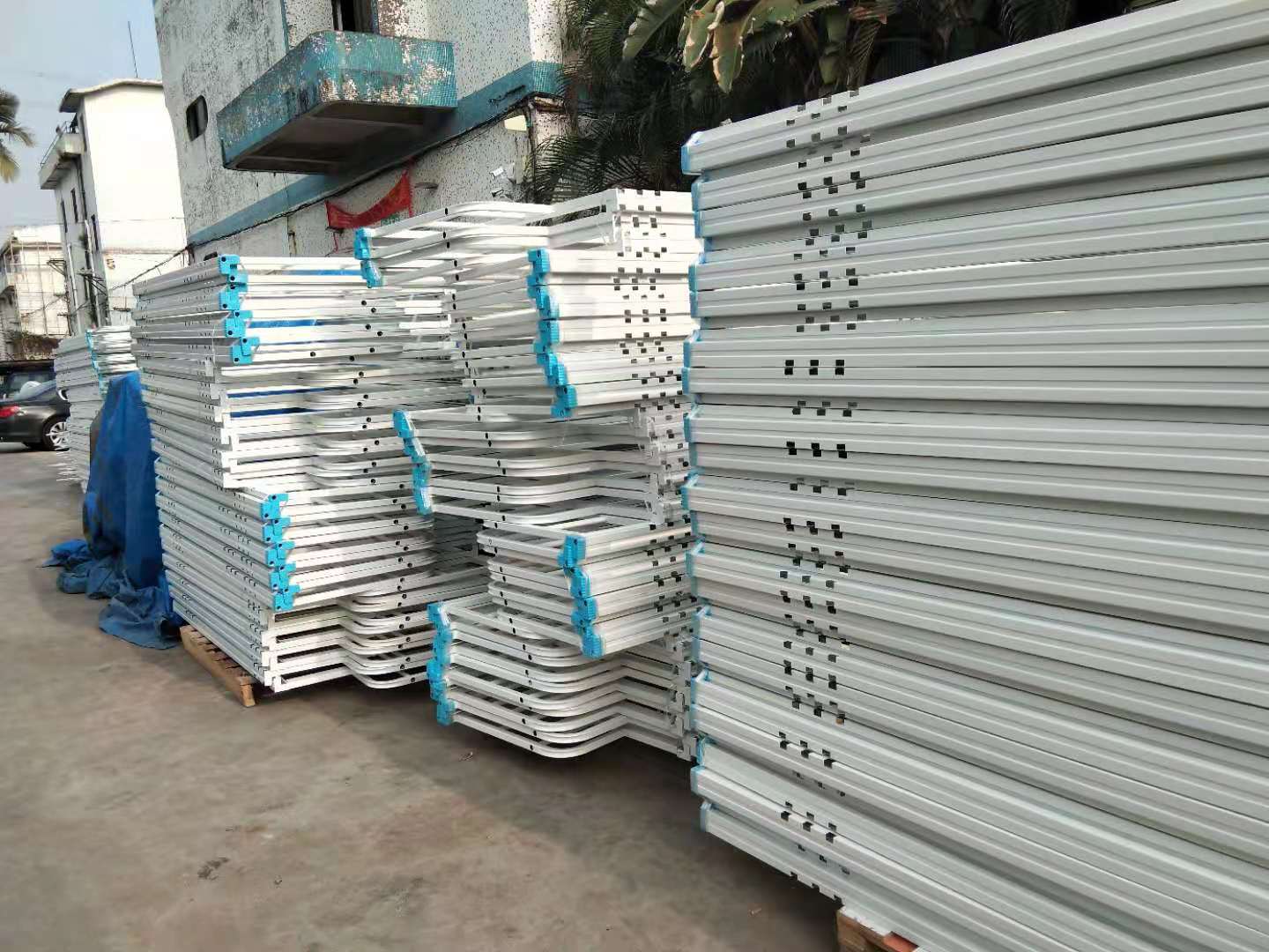 廠區(qū)堆滿鐵床，怎么辦？
